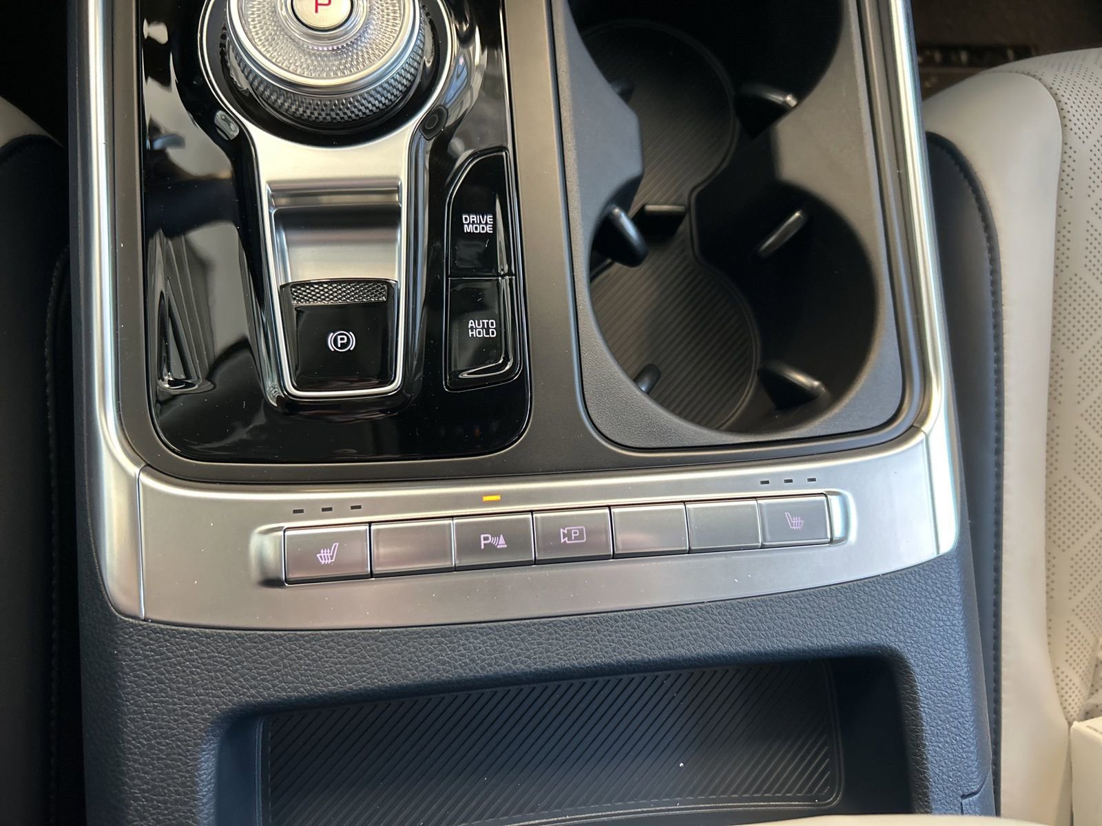 New 2026 Kia Carnival EX image 32