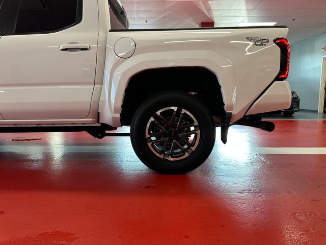 Certified 2024 Toyota Tacoma TRD Sport AWD/4WD image 28