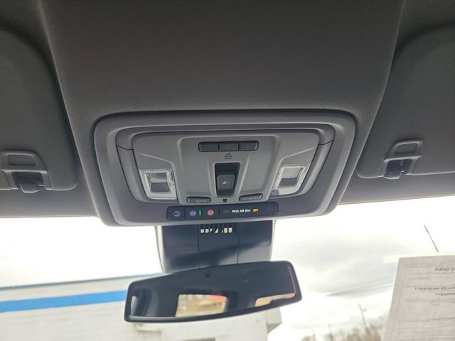 Used 2024 Chevrolet Silverado 3500 LTZ w/ LTZ Convenience Package image 23