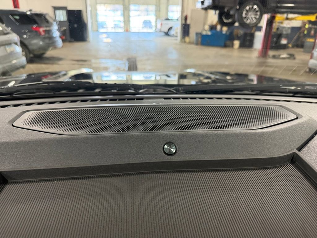 Used 2024 Ford Expedition Max Platinum image 40