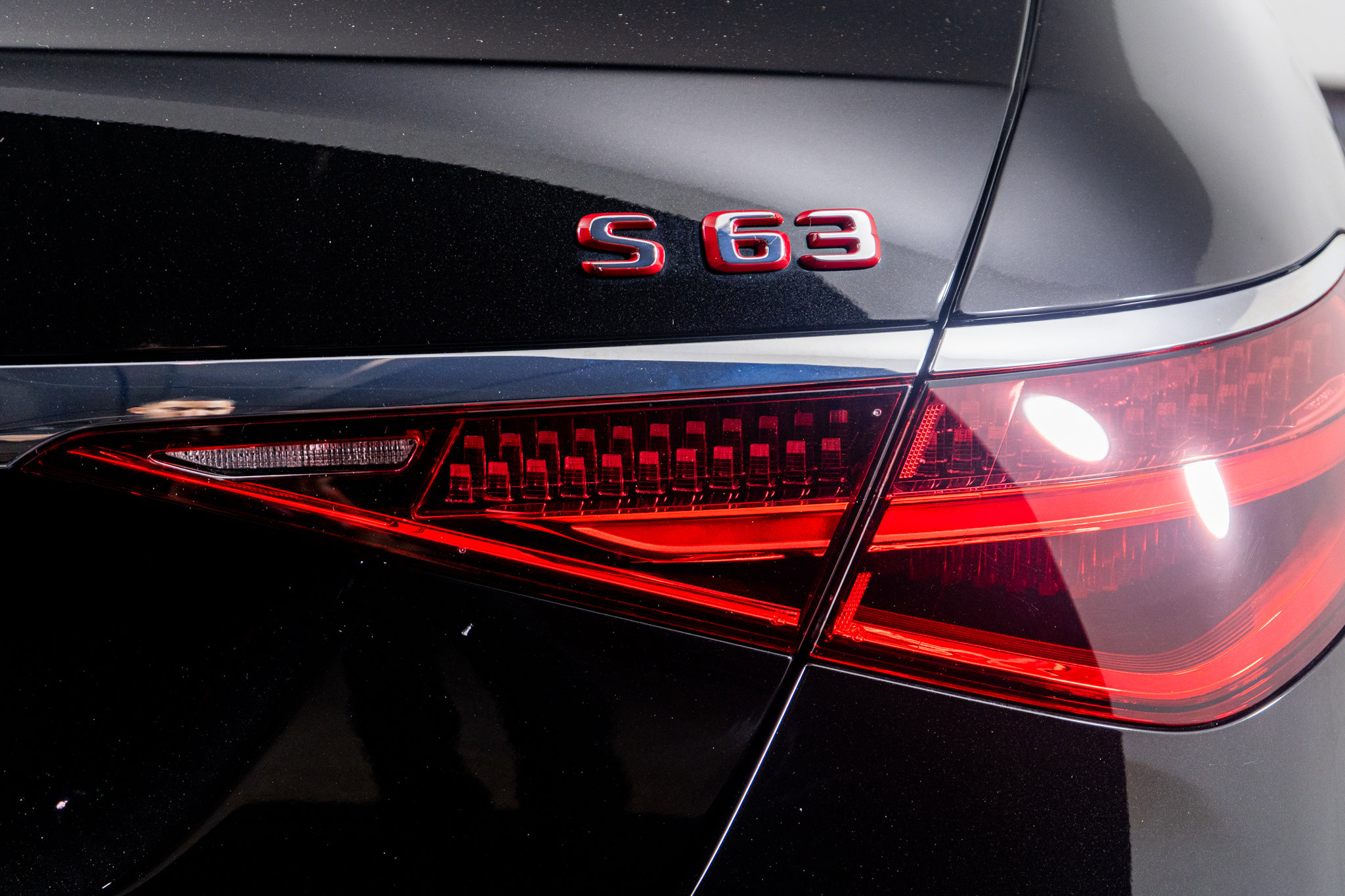 Used 2025 Mercedes-Benz S 63 AMG S w/ AMG Night Package image 13