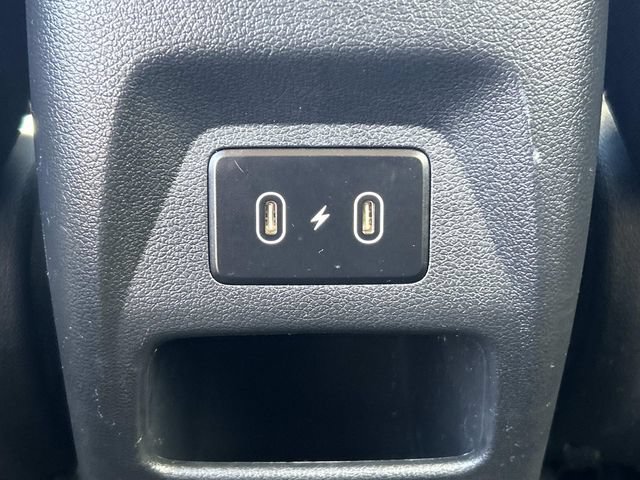 Certified 2024 Hyundai Venue SEL FWD image 15