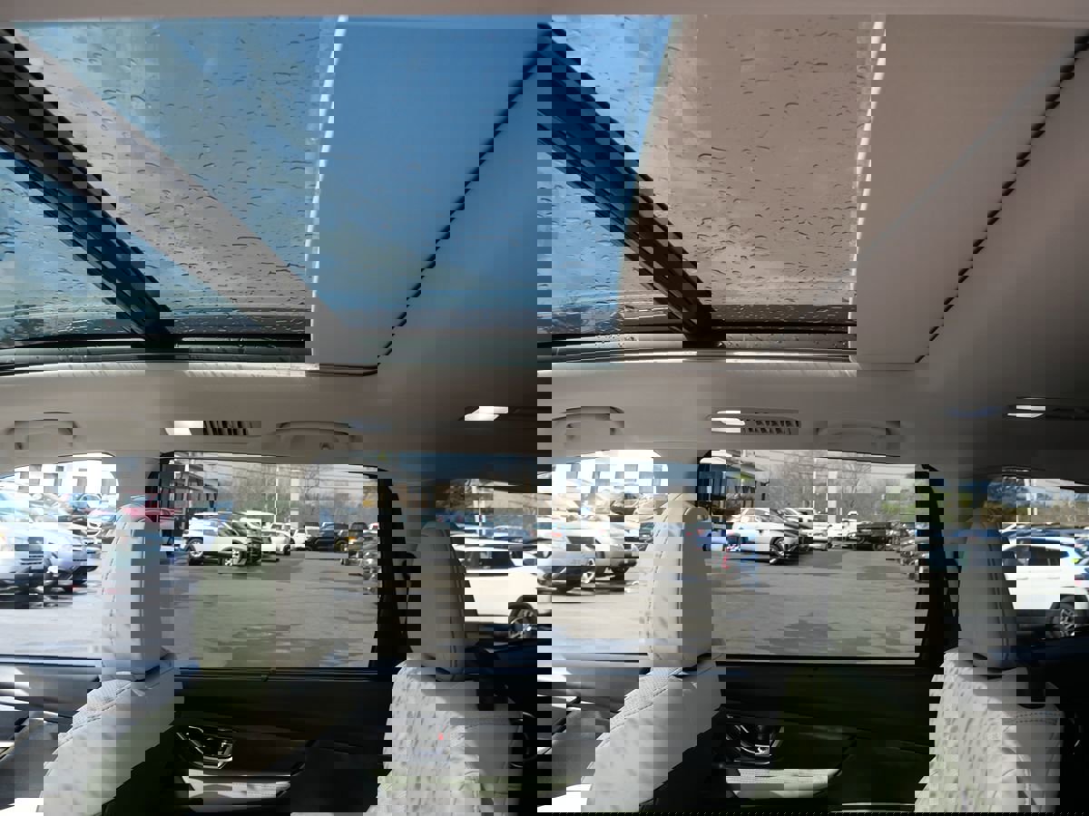 Used 2021 Subaru Ascent Limited w/ Technology Package image 21