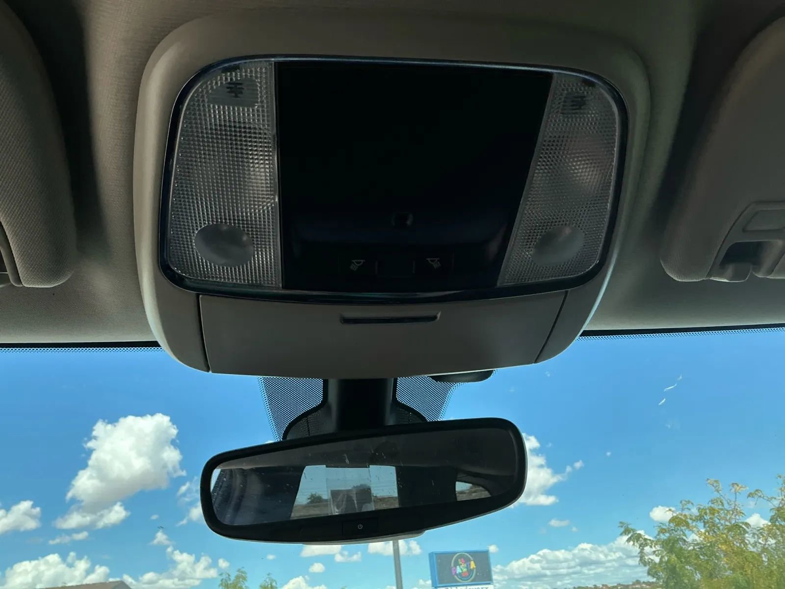 Used 2018 Dodge Durango SXT w/ Quick Order Package 2BB image 29