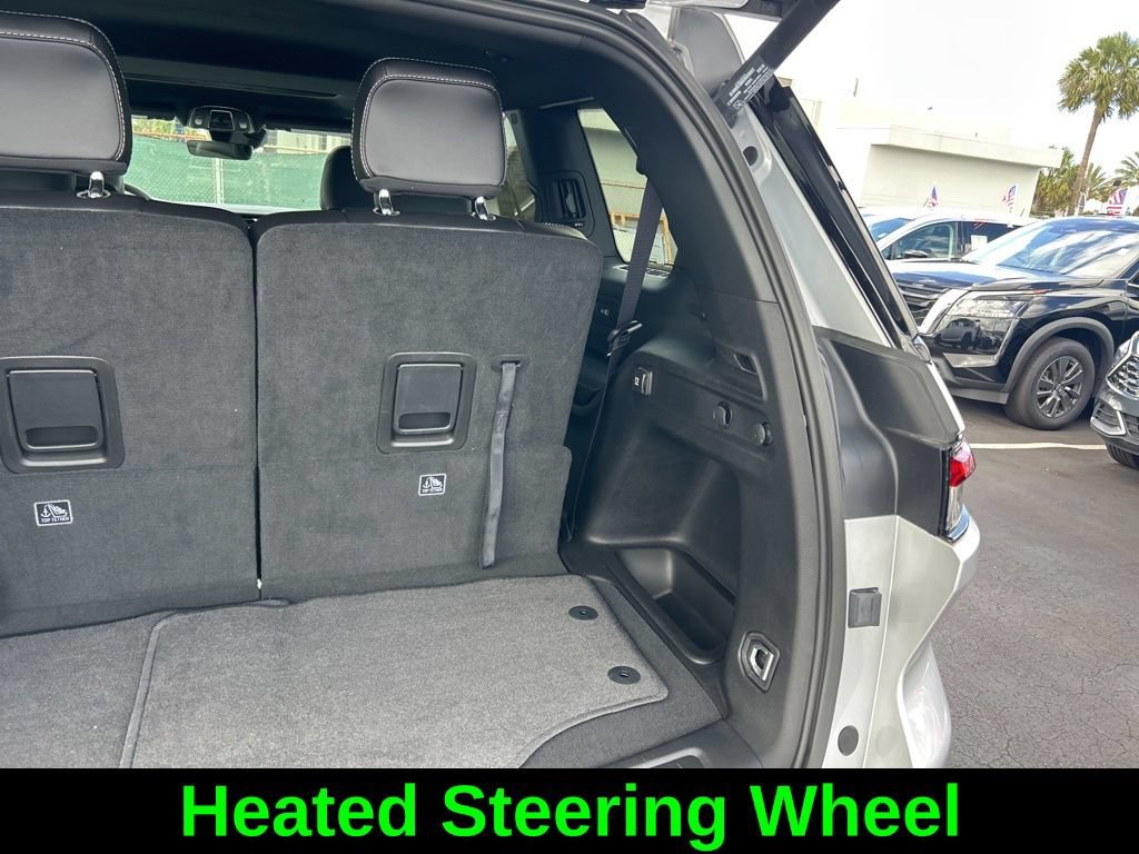 Used 2025 Jeep Grand Cherokee L Altitude RWD image 34