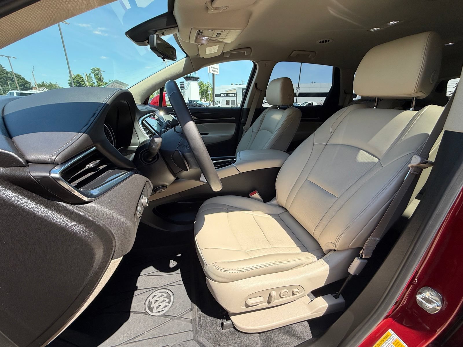 Used 2020 Buick Enclave Premium w/ Surround and Sites Package AWD/4WD image 11