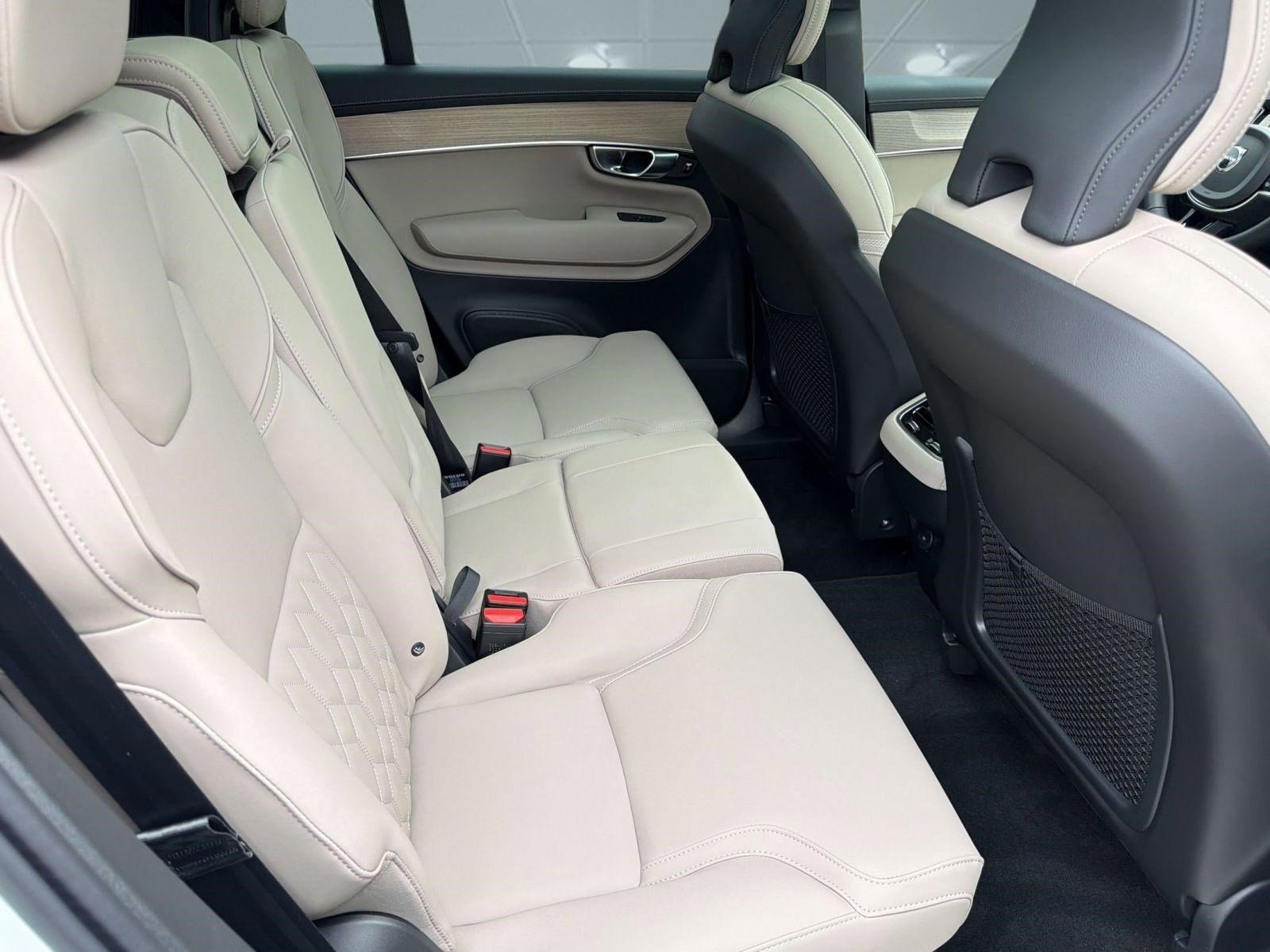 New 2026 Volvo XC90 B6 Plus AWD/4WD image 29