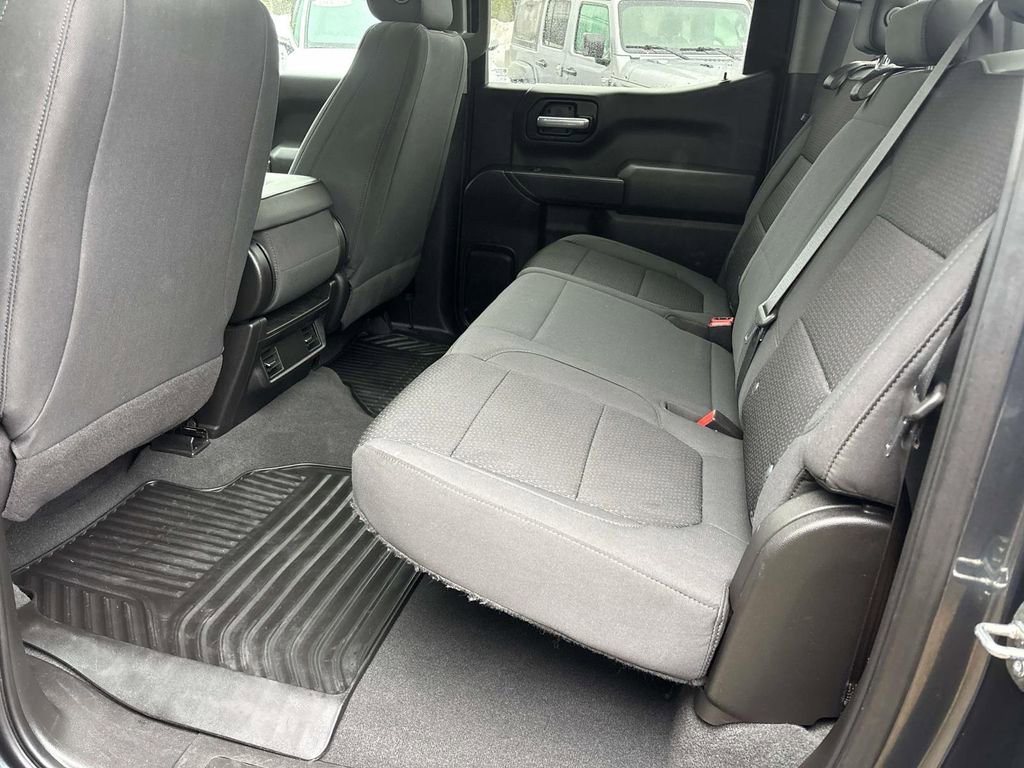 Used 2021 Chevrolet Silverado 1500 Custom image 11