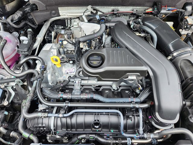 New 2025 Volkswagen Taos SE image 28