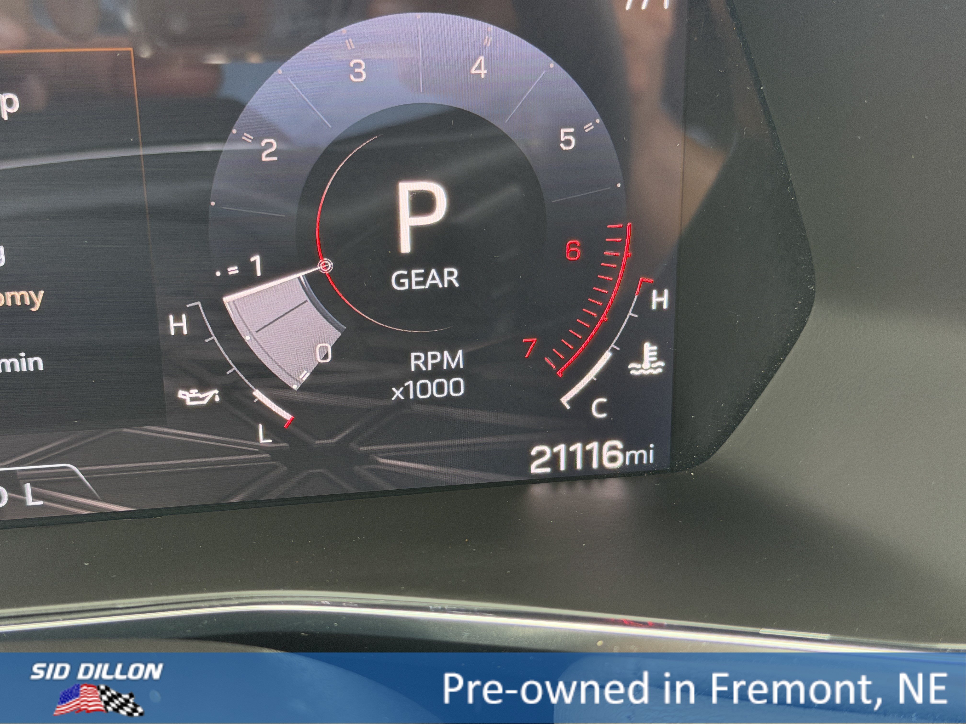 Certified 2025 GMC Canyon Denali AWD/4WD image 17