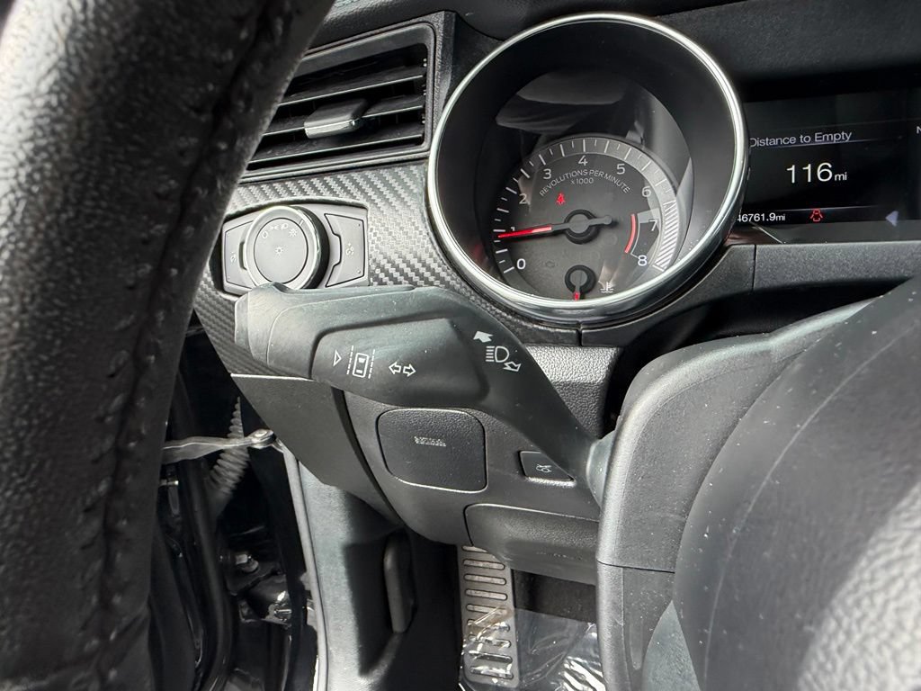 Used 2021 Ford Mustang Coupe RWD image 22