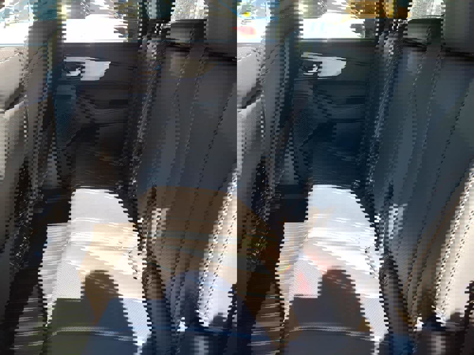 Used 2024 Acura MDX SH-AWD w/ Technology Package image 15