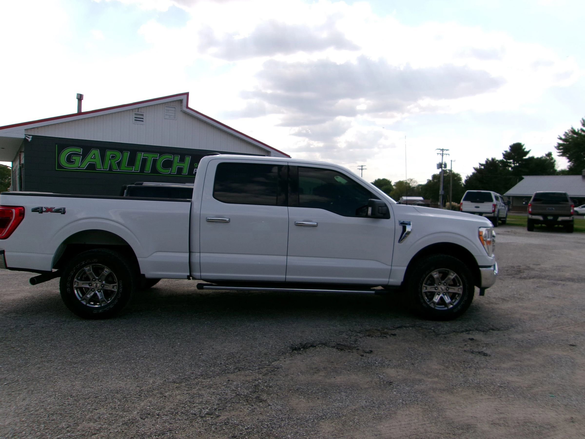 Used 2021 Ford F150 XLT w/ Equipment Group 301A Mid image 4