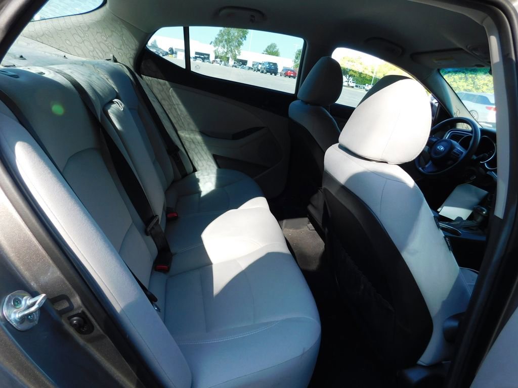 Used 2015 Kia Optima LX FWD image 5
