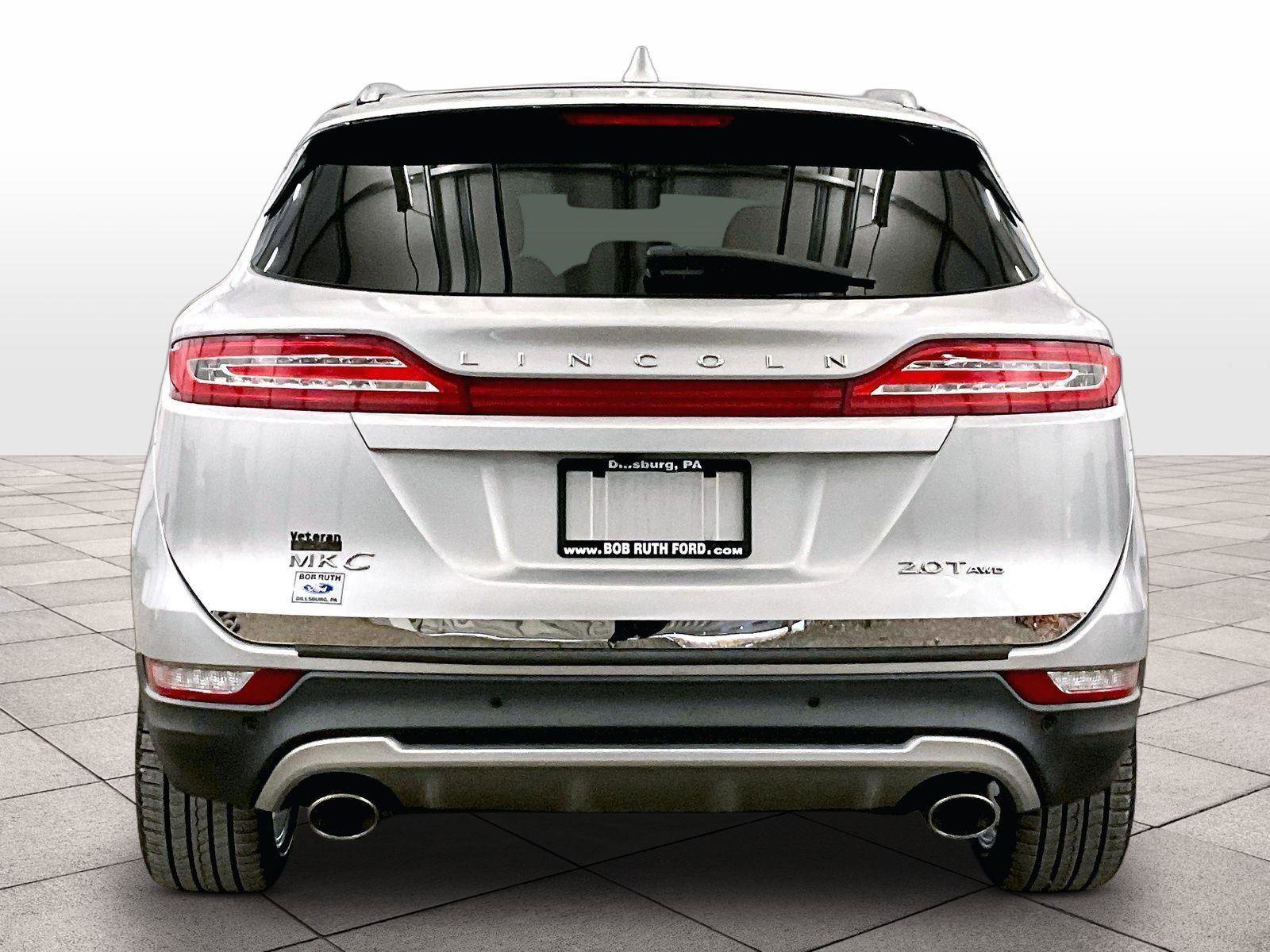 Used 2017 Lincoln MKC Reserve image 4