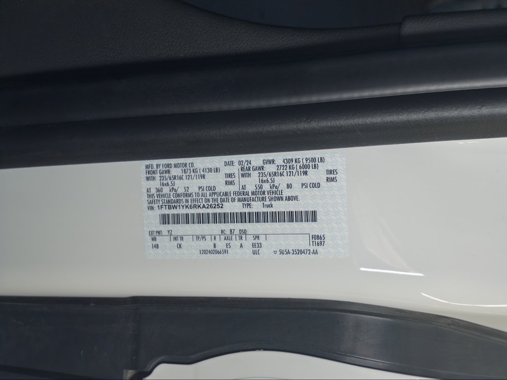 Used 2024 Ford E-Transit Low Roof RWD image 24