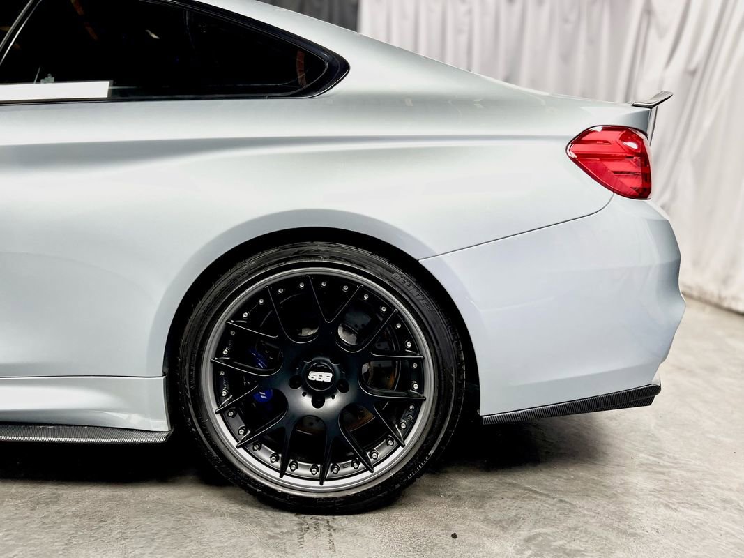 Used 2017 BMW M4 Coupe w/ Executive Package image 11