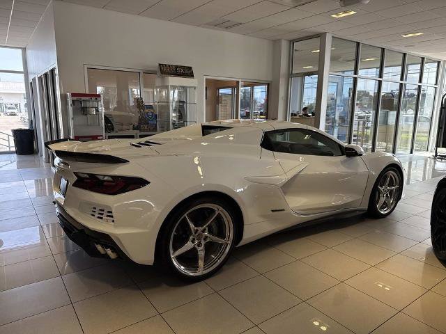 New 2025 Chevrolet Corvette E-Ray image 7