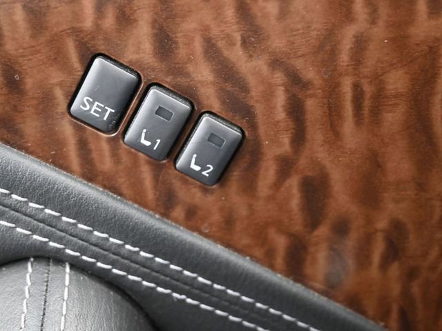 Used 2018 Nissan Armada Platinum w/ Captain Seat Package image 21