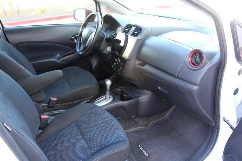 Used 2016 Nissan Versa Note SV FWD image 18