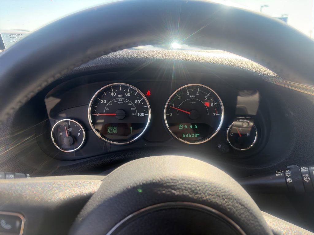 Used 2015 Jeep Wrangler Unlimited Sport w/ Quick Order Package 24S AWD/4WD image 2