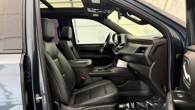 Used 2021 Chevrolet Tahoe Z71 w/ Max Trailering Package AWD/4WD image 25