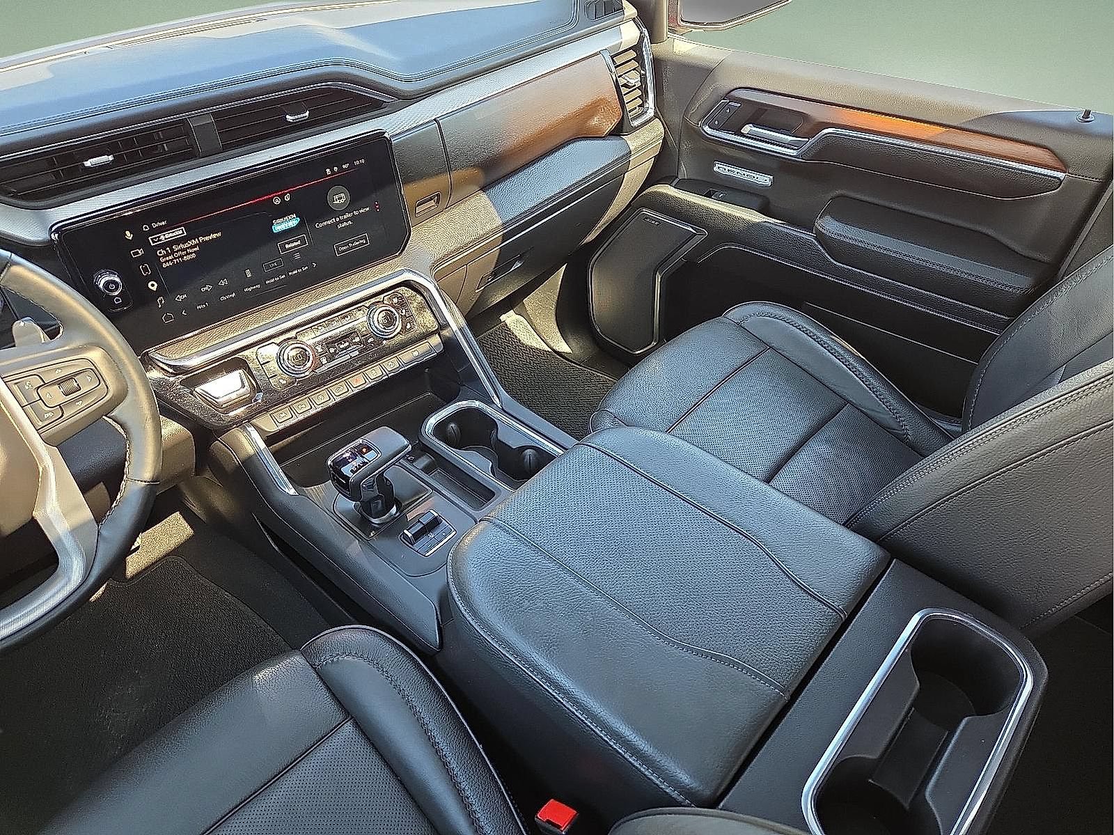 Certified 2024 GMC Sierra 1500 Denali w/ Denali Reserve Package AWD/4WD image 9