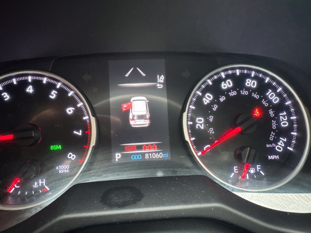 Used 2021 Toyota RAV4 XLE Premium FWD image 20