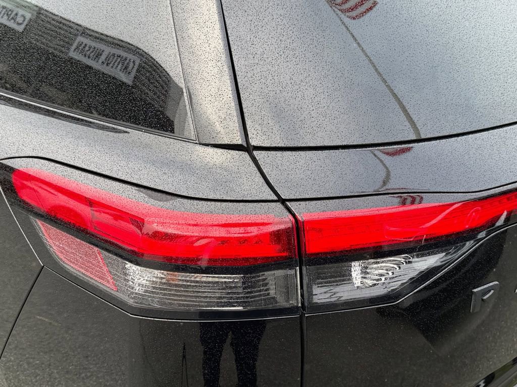 New 2025 Nissan Pathfinder SV image 35