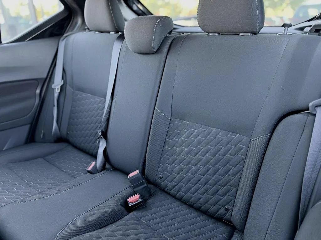 Used 2022 Nissan Kicks S FWD image 19