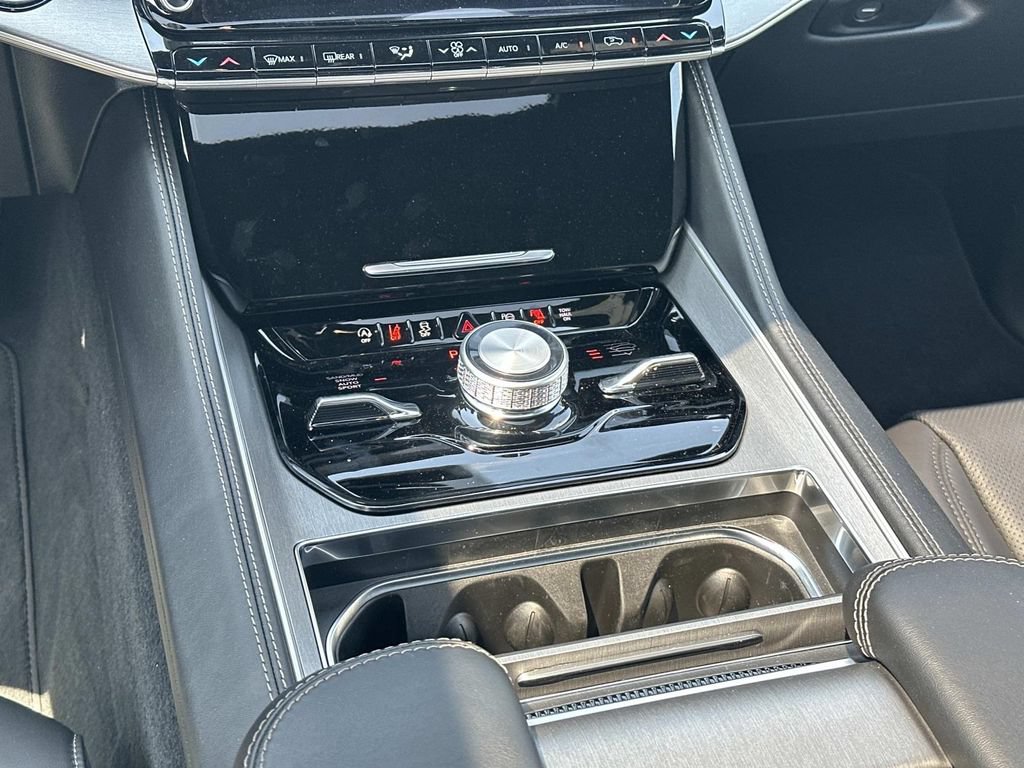 New 2026 Jeep Grand Wagoneer Limited AWD/4WD image 23