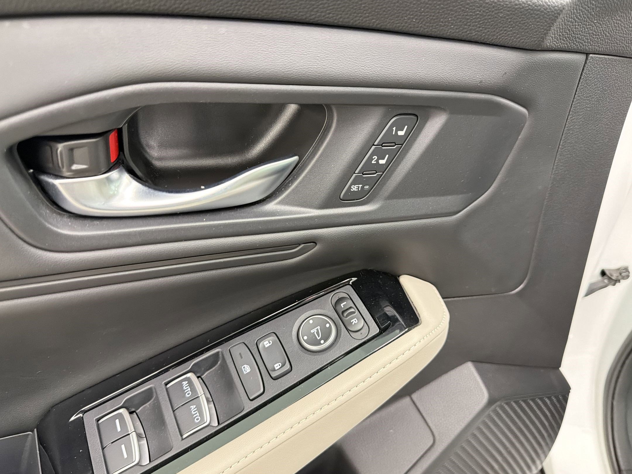 Used 2023 Honda Accord Touring image 30
