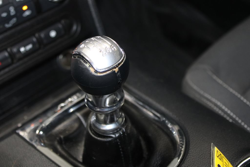 Used 2017 Ford Mustang GT RWD image 39
