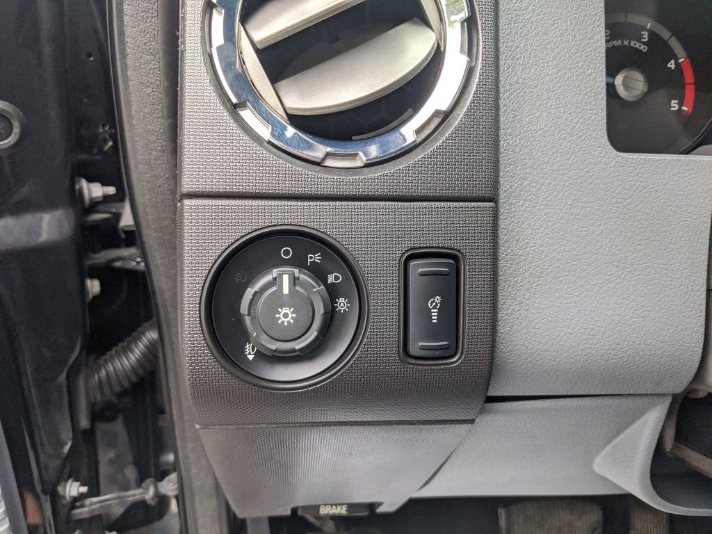 Used 2015 Ford F250 XLT image 27