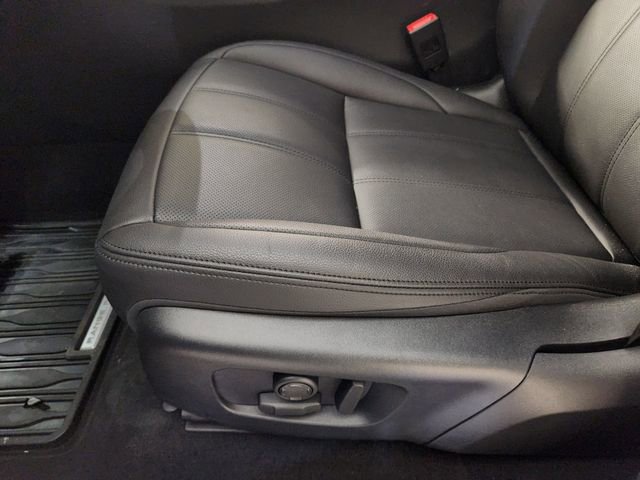 Used 2026 Land Rover Range Rover Evoque S image 23