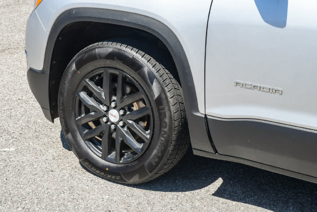 Used 2018 GMC Acadia SLT FWD image 10