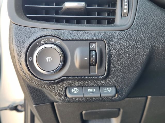 Used 2019 Buick Envision Premium w/ Driver Confidence Package image 23