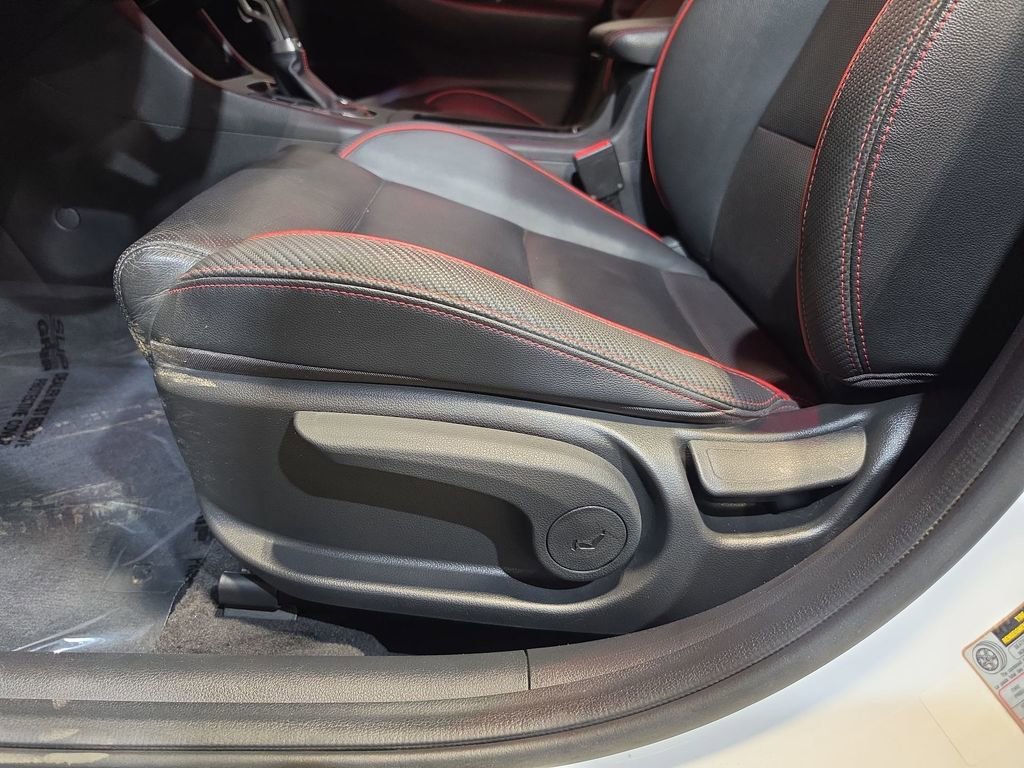 Used 2020 Hyundai Elantra GT N Line image 14