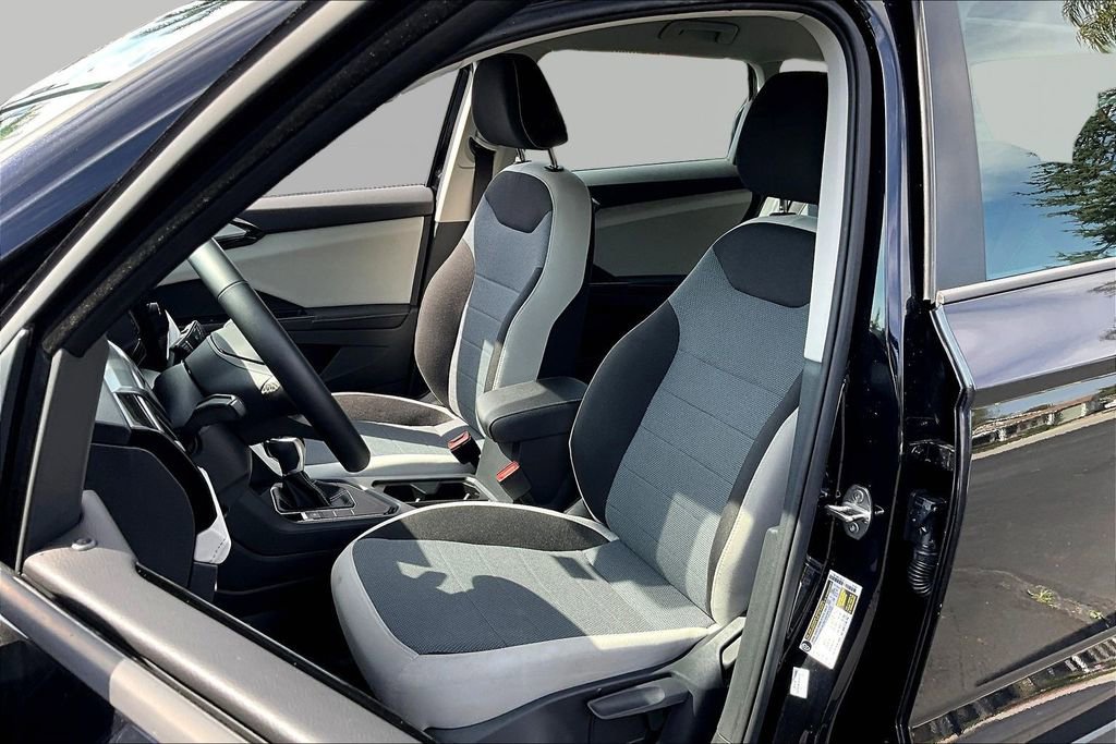 Used 2025 Volkswagen Taos S image 19