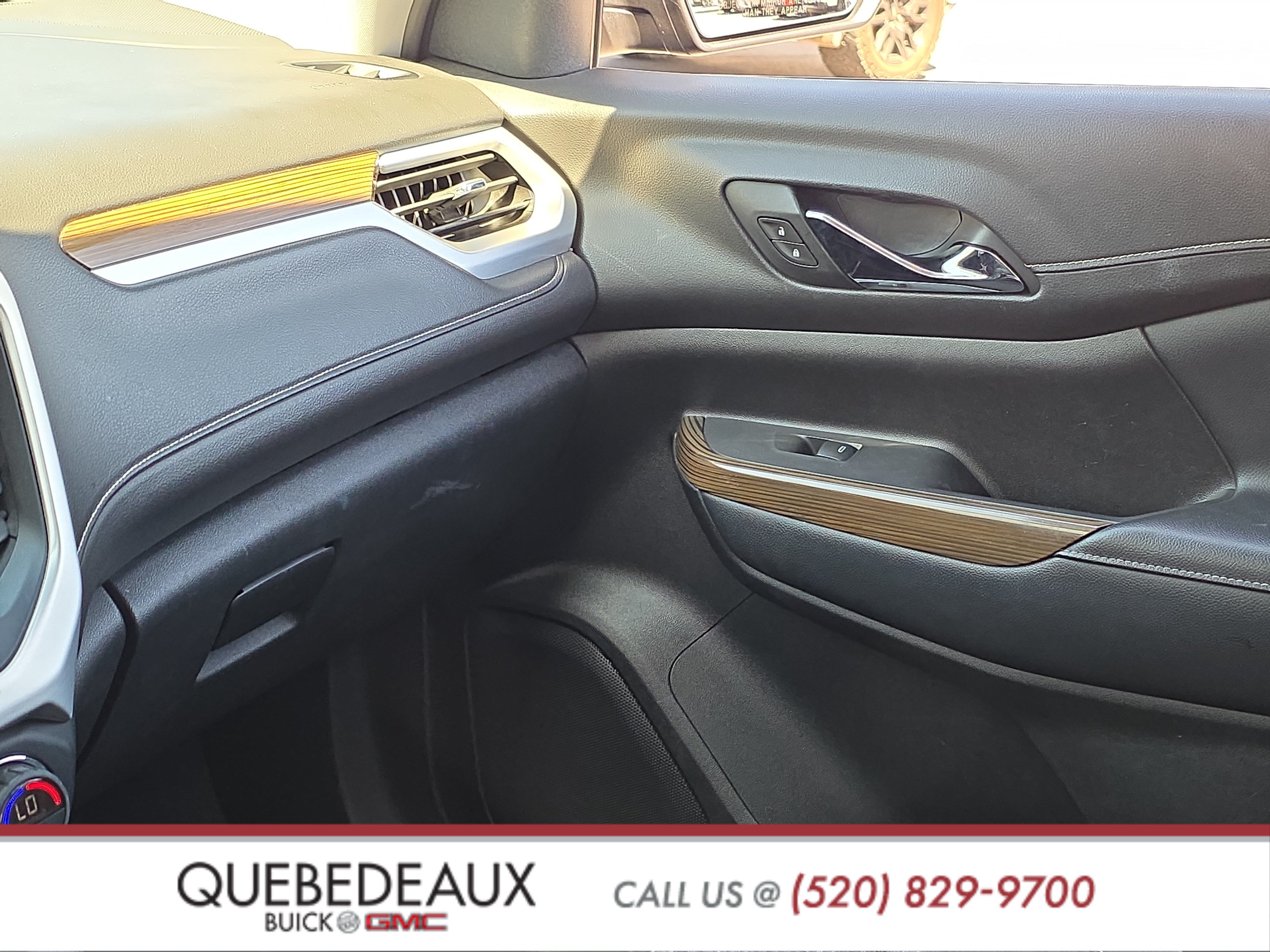 Used 2020 GMC Acadia SLE w/ LPO, Black Accent Package FWD image 22