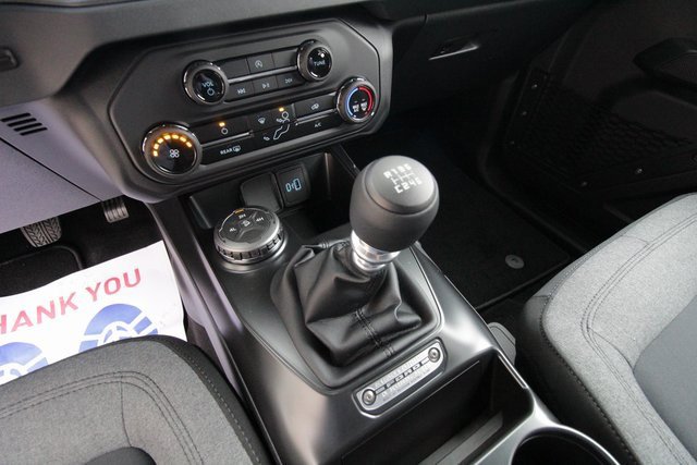 New 2025 Ford Bronco 4-Door image 25