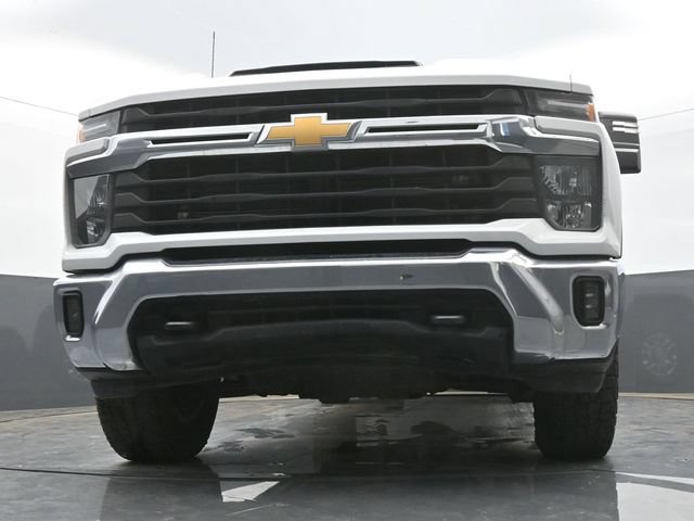 Used 2024 Chevrolet Silverado 2500 LT AWD/4WD image 43