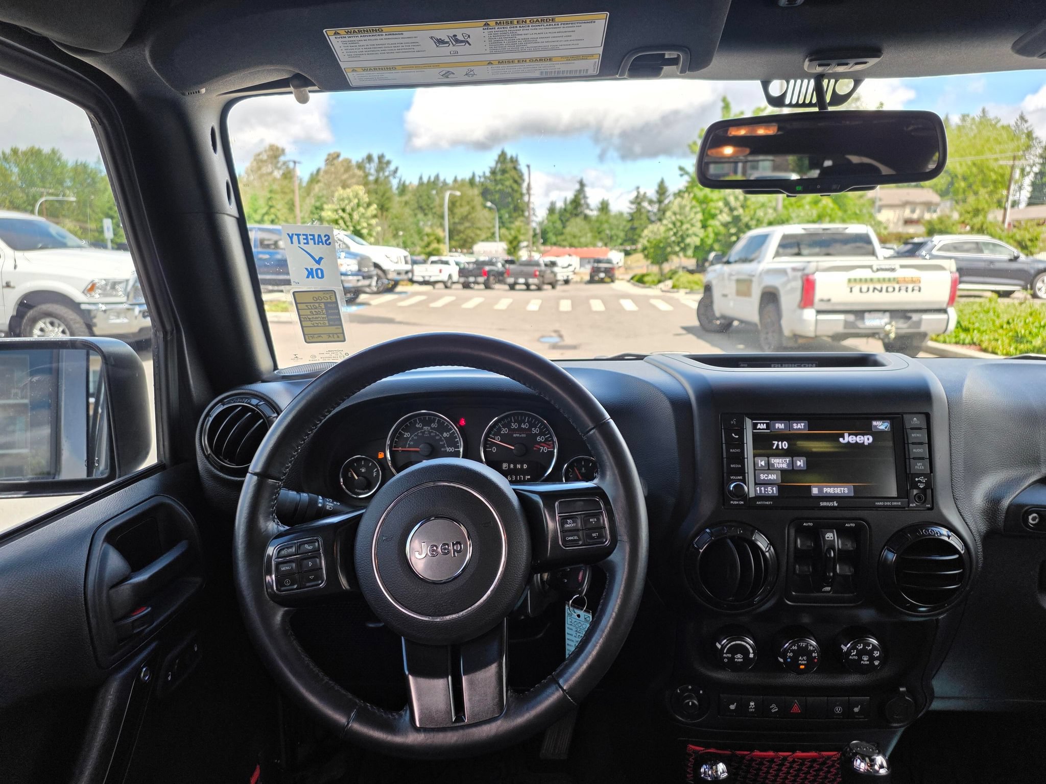 Used 2017 Jeep Wrangler Unlimited Rubicon AWD/4WD image 12