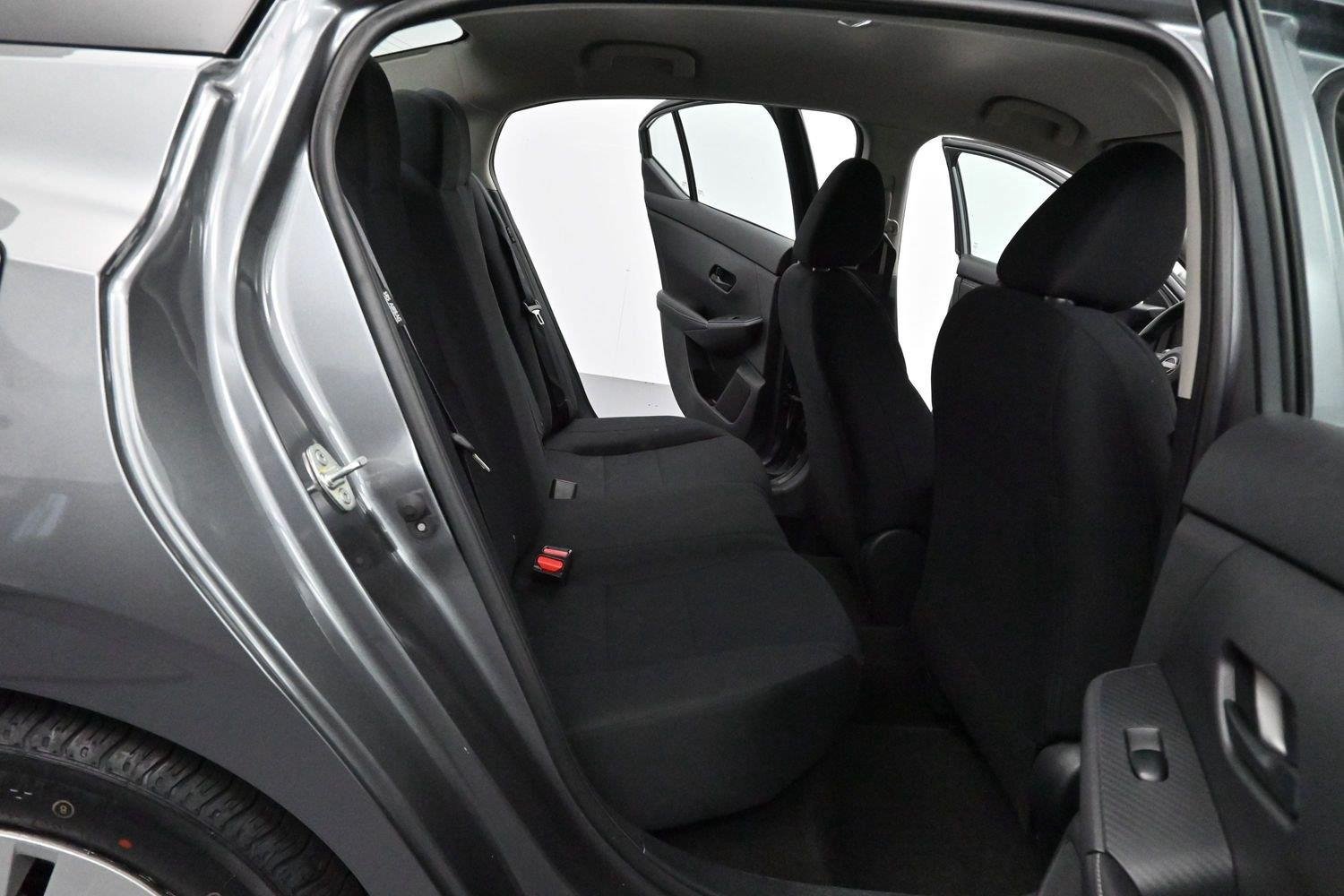 Used 2024 Nissan Sentra S FWD image 28