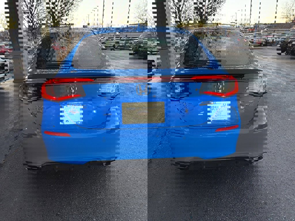 Used 2024 Honda Civic Sport Touring image 5