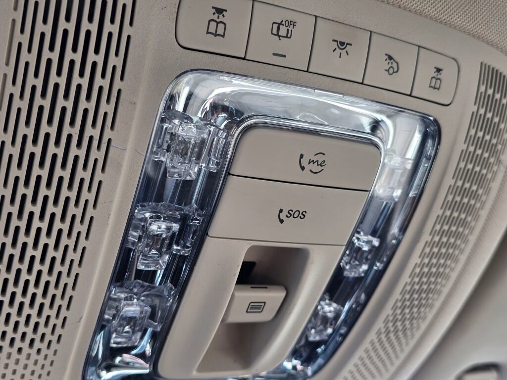 Used 2020 Mercedes-Benz GLE 350 4MATIC w/ Premium Package image 39