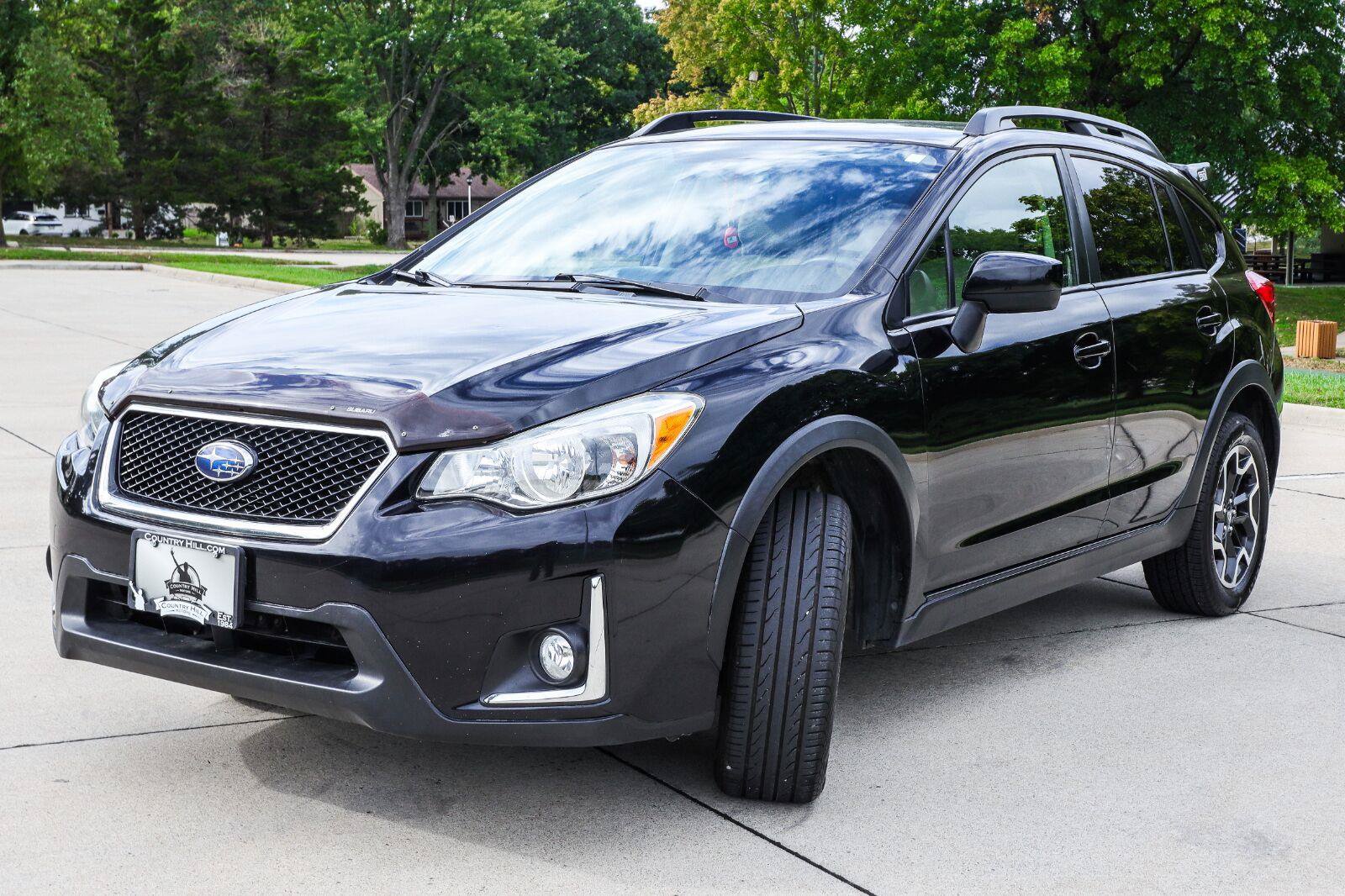 Used 2016 Subaru Crosstrek 2.0i Premium AWD/4WD image 3
