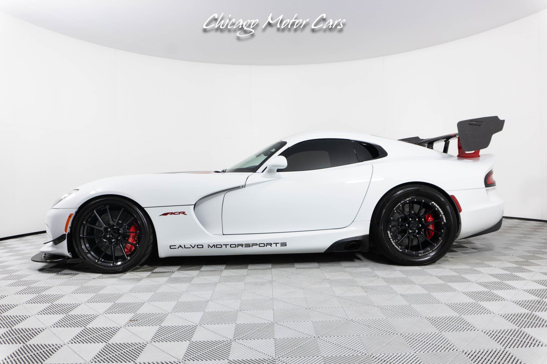 Used 2016 Dodge Viper ACR image 2