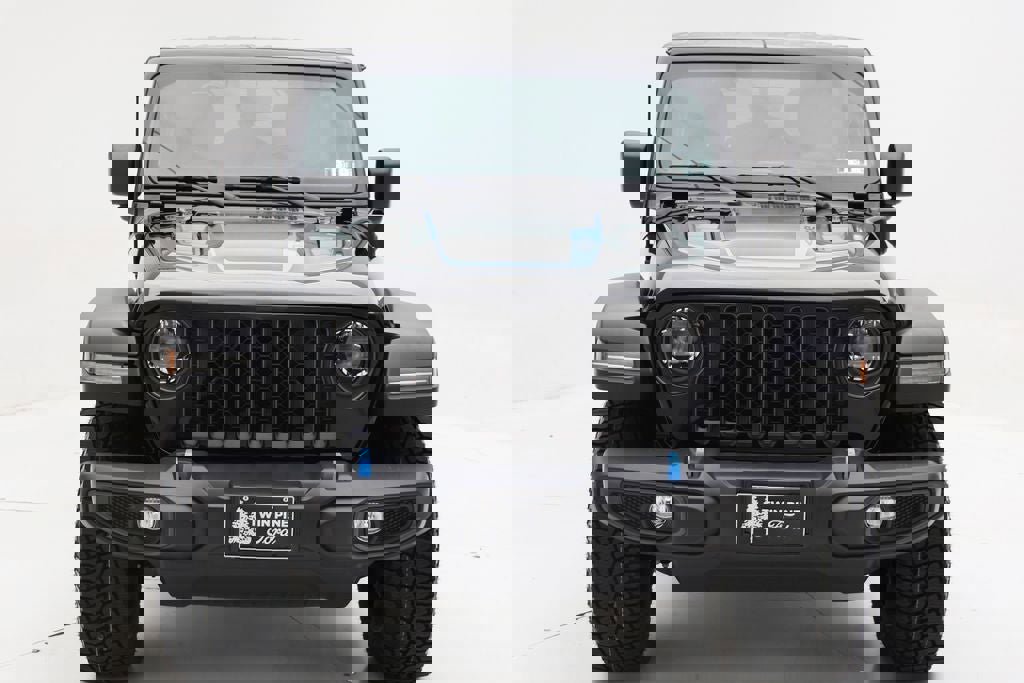 Used 2023 Jeep Wrangler Unlimited Rubicon 4xe w/ Cold Weather Group AWD/4WD image 5