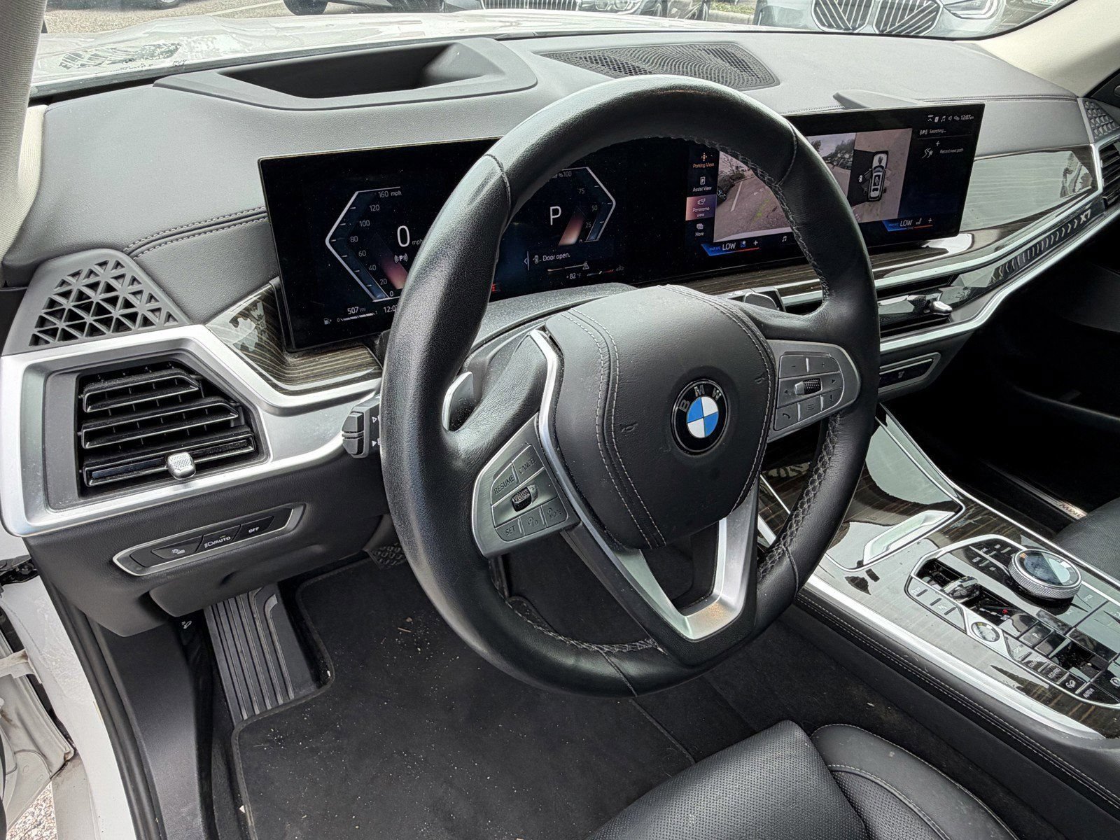 Certified 2024 BMW X7 xDrive40i w/ Executive Package AWD/4WD image 25